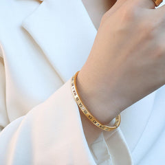 bratara fixa cifre romane, manifestare, noroc, bani