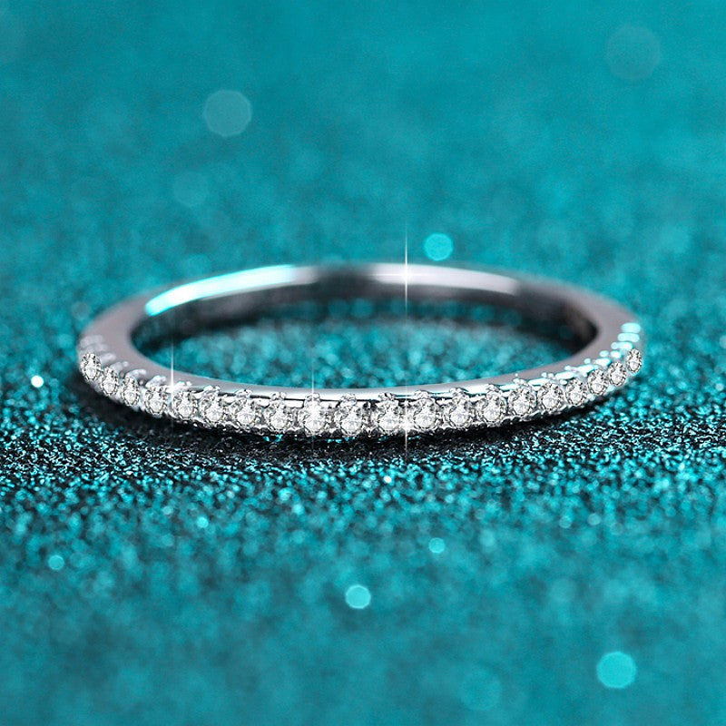 inel subtire cu pietricele 2 mm deloria