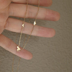 lantisor cu pandantiv 3 inimioare placat cu aur 18 carate PVD