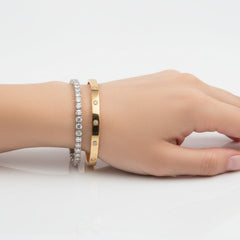 bratara tennis si bratara love fixa placata cu aur 18K Deloria pe aceeasi mana