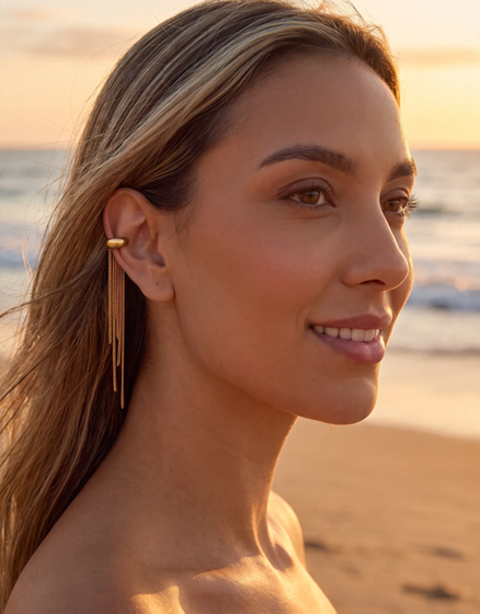 femeie plaja ear cuff auriu lanturi